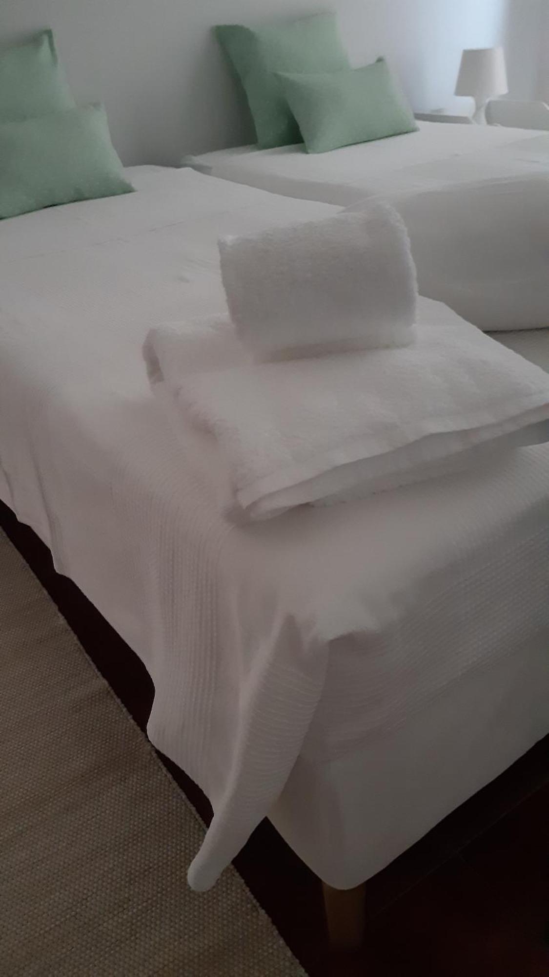 Sun & Sand Guesthouse เอสโปเซนเด ภายนอก รูปภาพ
