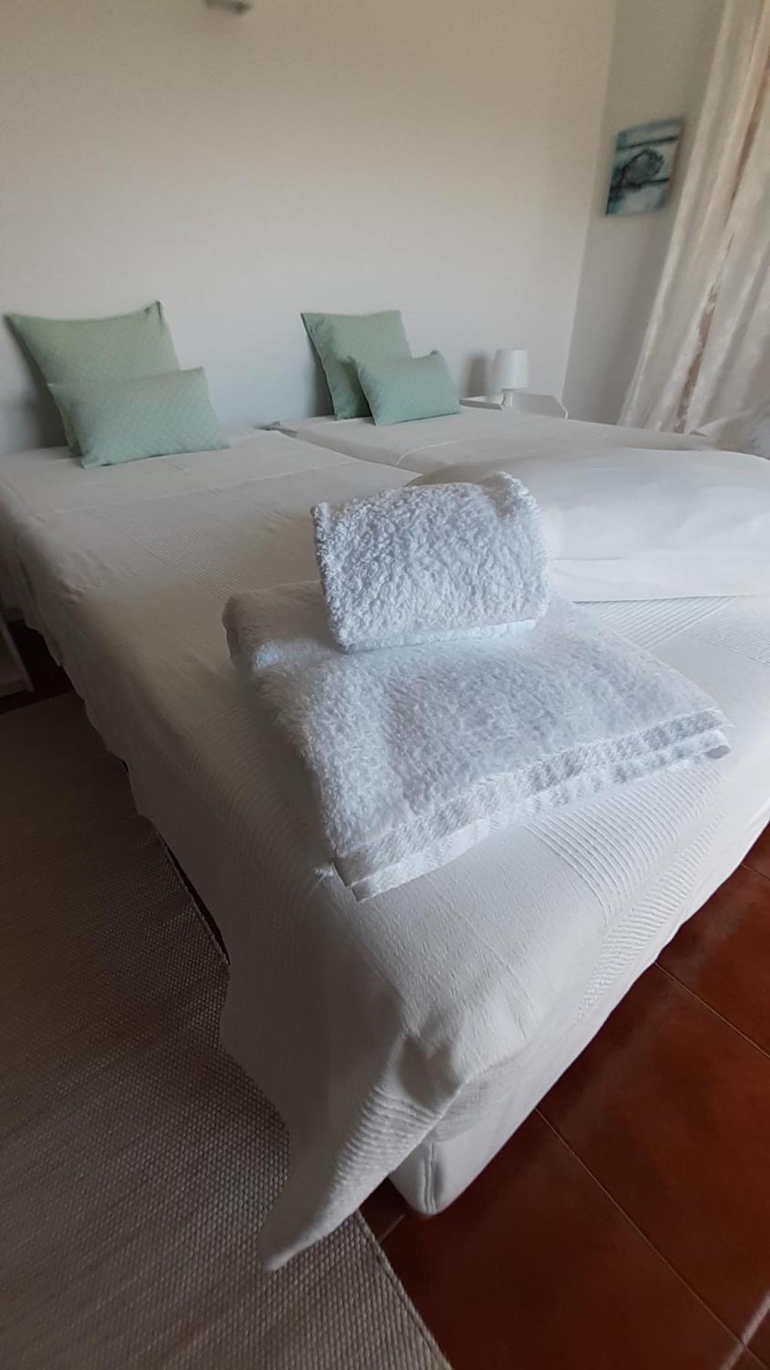 Sun & Sand Guesthouse เอสโปเซนเด ภายนอก รูปภาพ